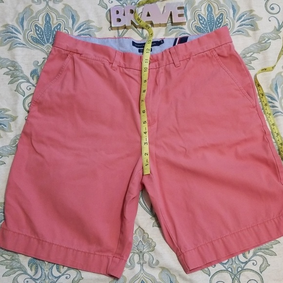 Tommy Hilfiger Classic Fit Men's Shorts Size 34 - Picture 4 of 8